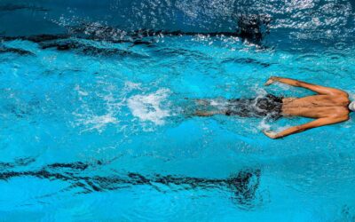 5 starke Gründe, warum Schwimmen deinem Rücken langfristig guttut
